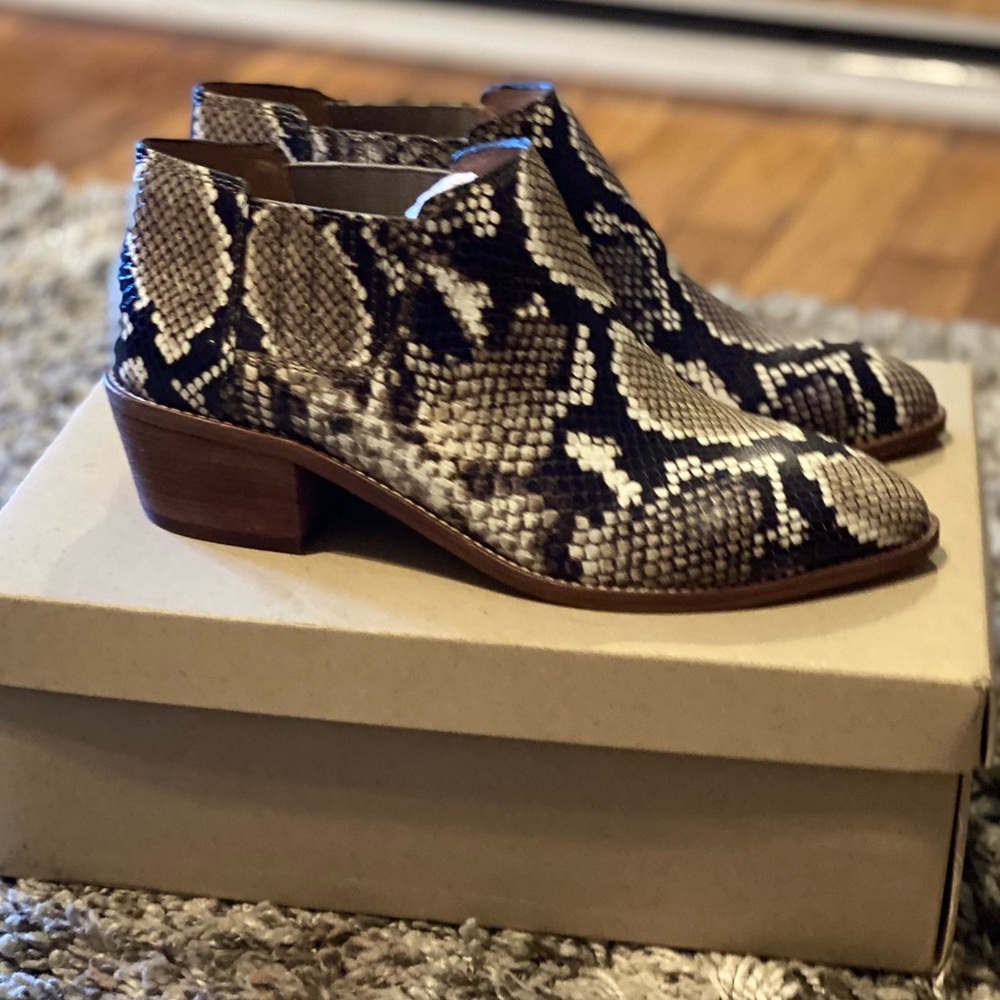 Madewell Leather Snakeskin Printed Chelsea Boot